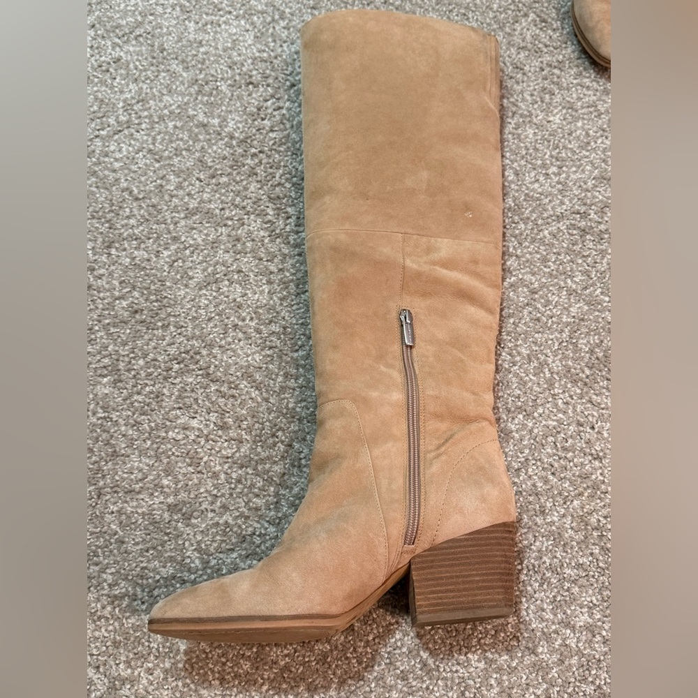 Tan Suede Knee High Boots Block Heel Side Zip Size 9